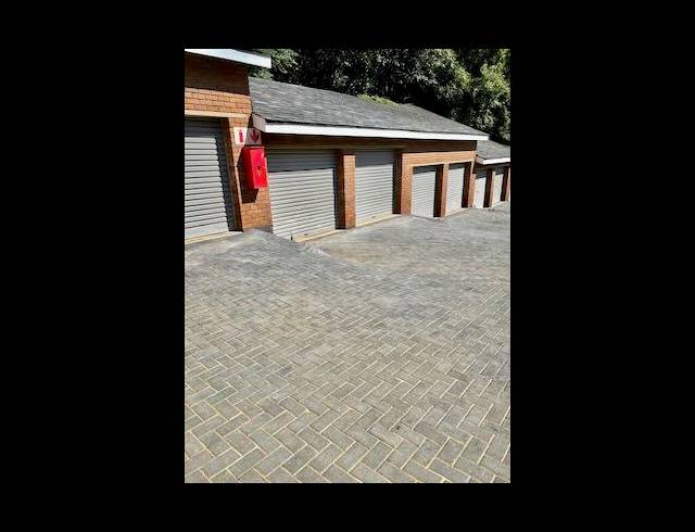 3 BEDROOM PROPERTY TO RENT IN SANDHURST